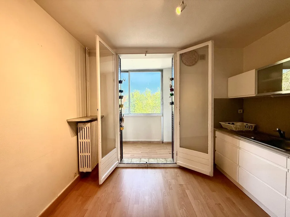 Idéal investisseur ou premier achat : Appartement F3 traversant avec balcon et loggia à Ambilly – photo 9 sur 9