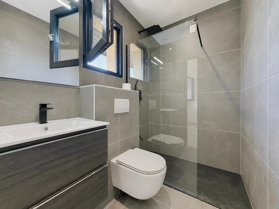 Neues Reihenhaus mit 106 m² und schönen Ausstattungen in Saint-Cergues – Foto 12 von 13