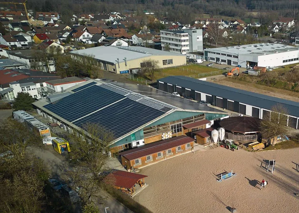 Attraktive Reitanlage an der schweizer Grenze mit vielfältigen Nutzungsmöglichkeiten – Foto 3 von 13