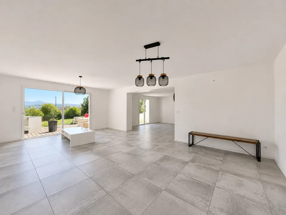 Chavannaz - Casa familiare recente di 136 m² con giardino di 1.200 m², vista aperta e ambiente privilegiato – foto 9 di 11