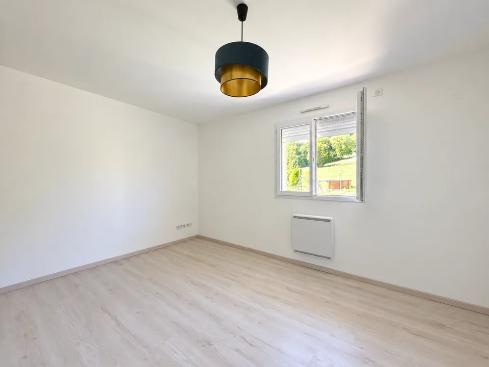 Chavannaz - Casa familiare recente di 136 m² con giardino di 1.200 m², vista aperta e ambiente privilegiato – foto 6 di 11