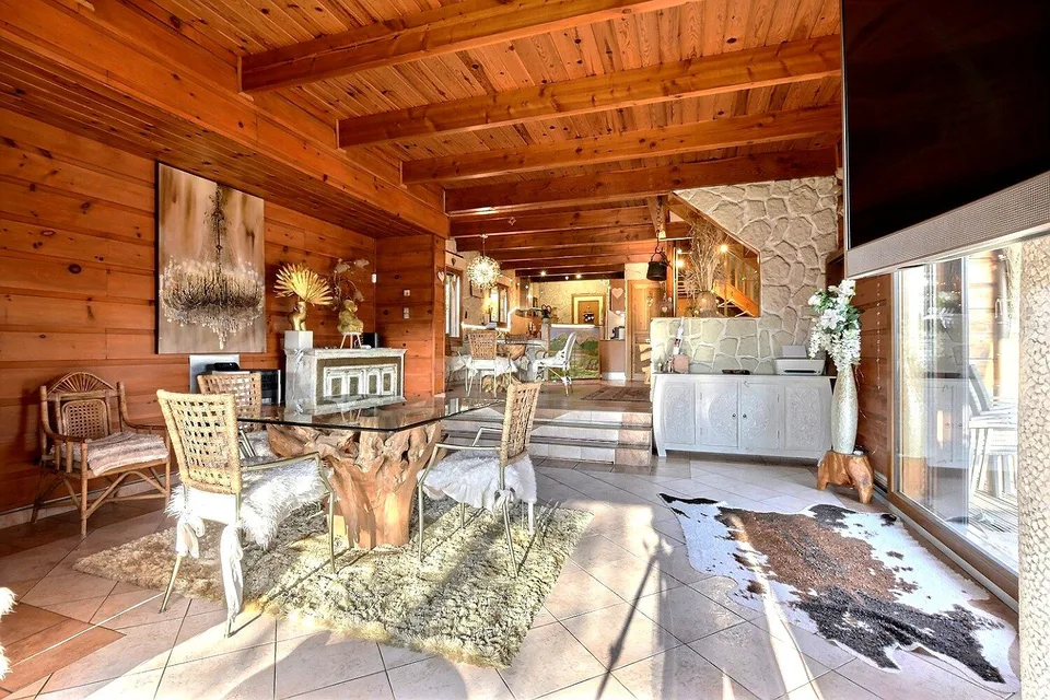 Kanadisch-stilvolles Haus – Absolute Ruhe & hochwertige Ausstattung – Foto 9 von 26