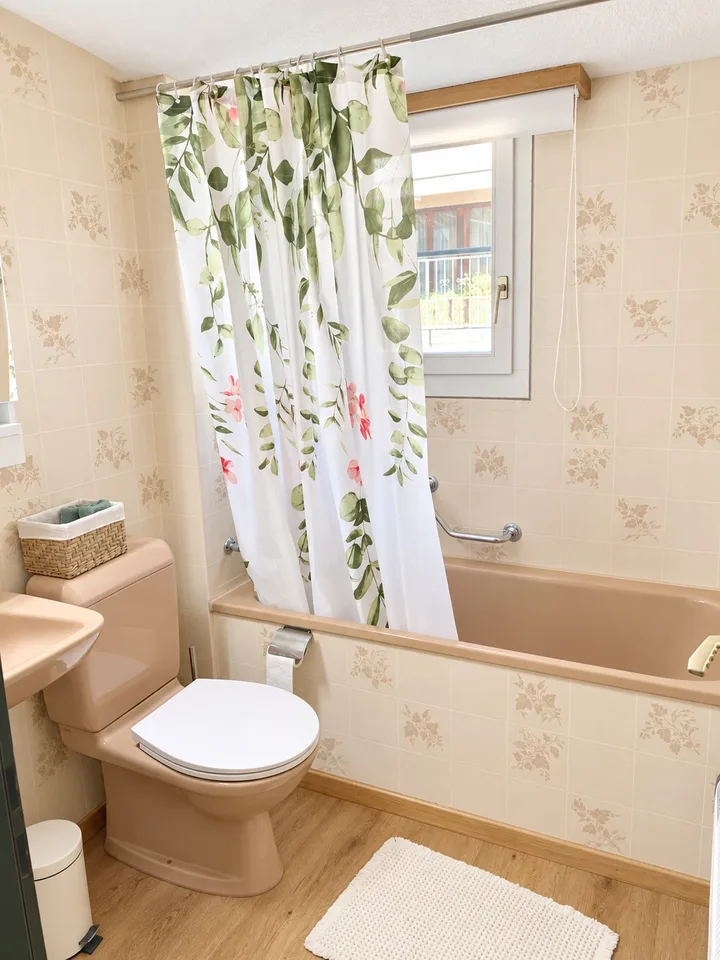 Appartement lumineux avec charme de chalet à sous-louer