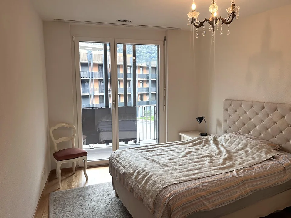 Helles möblierte 3,5-Zimmer-Wohnung mit Balkon und Bergblick in Martigny