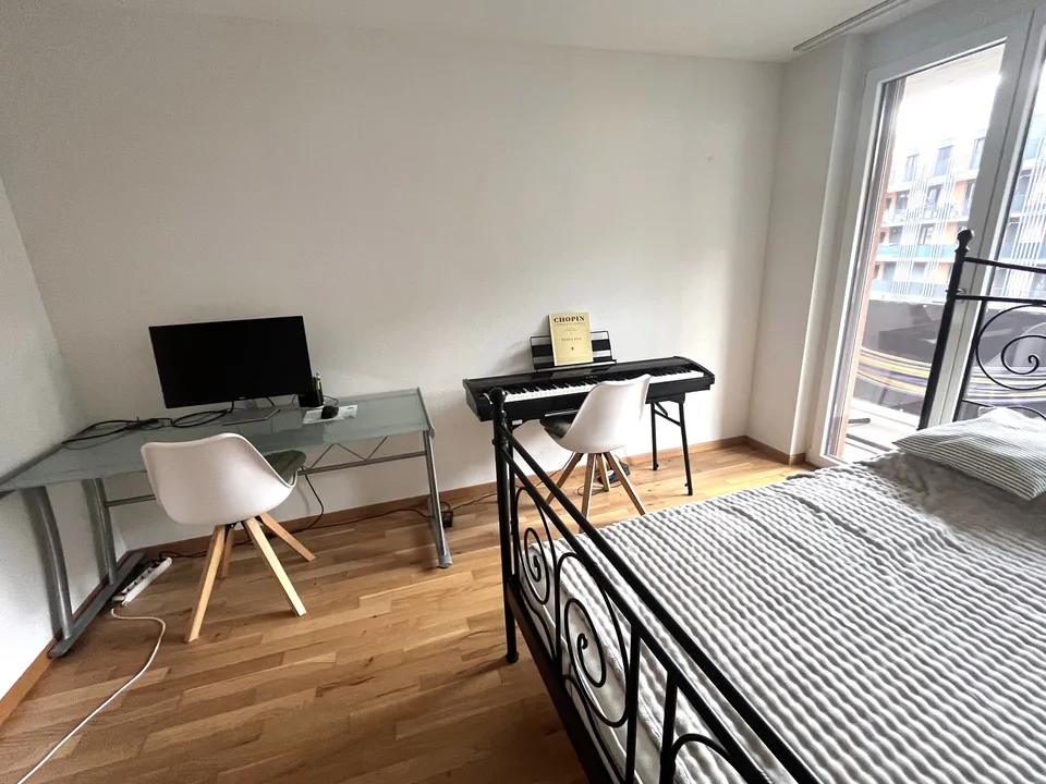Helles möblierte 3,5-Zimmer-Wohnung mit Balkon und Bergblick in Martigny