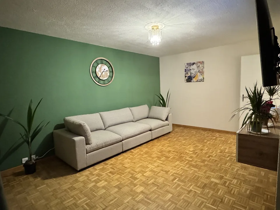 1 room for rent