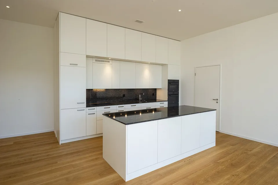 Appartement spacieux 2.5 pièces dans le quartier Postareal Baden avec balcon de 17 m²