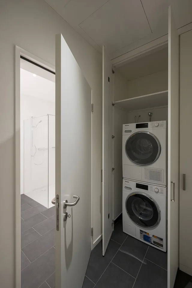 Appartement spacieux 2.5 pièces dans le quartier Postareal Baden avec balcon de 17 m²