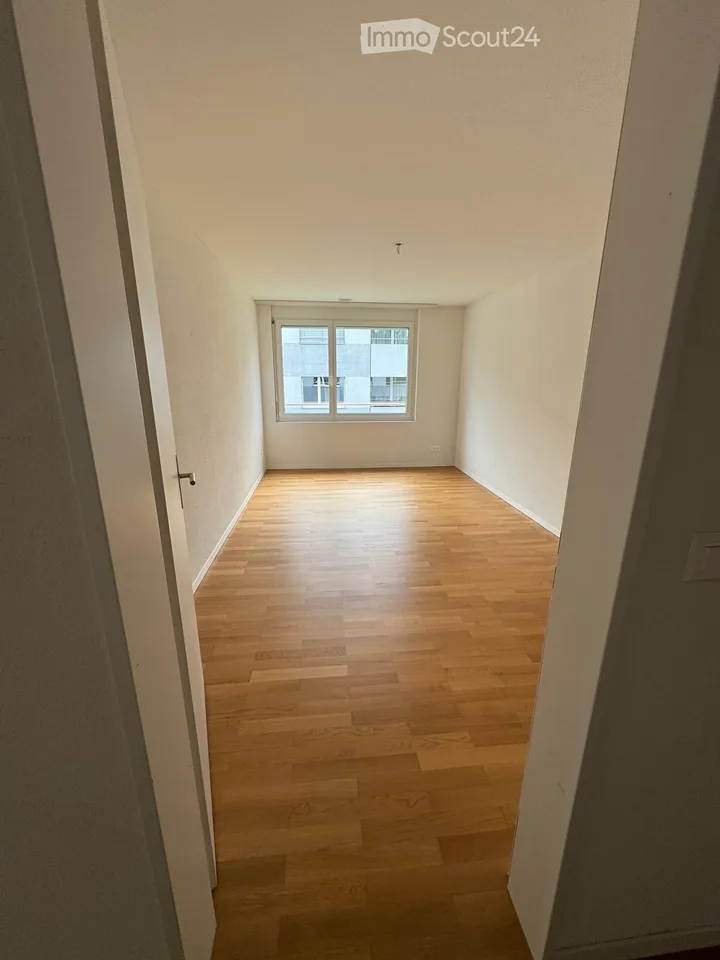 Appartement 3.5 pièces avec place de garage à Kreuzlingen à partir du 01.11
