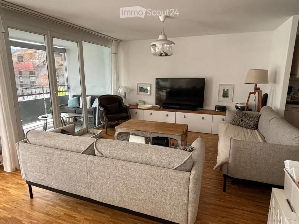 Bellissimo duplex di 4.5 locali nel centro di Blonay