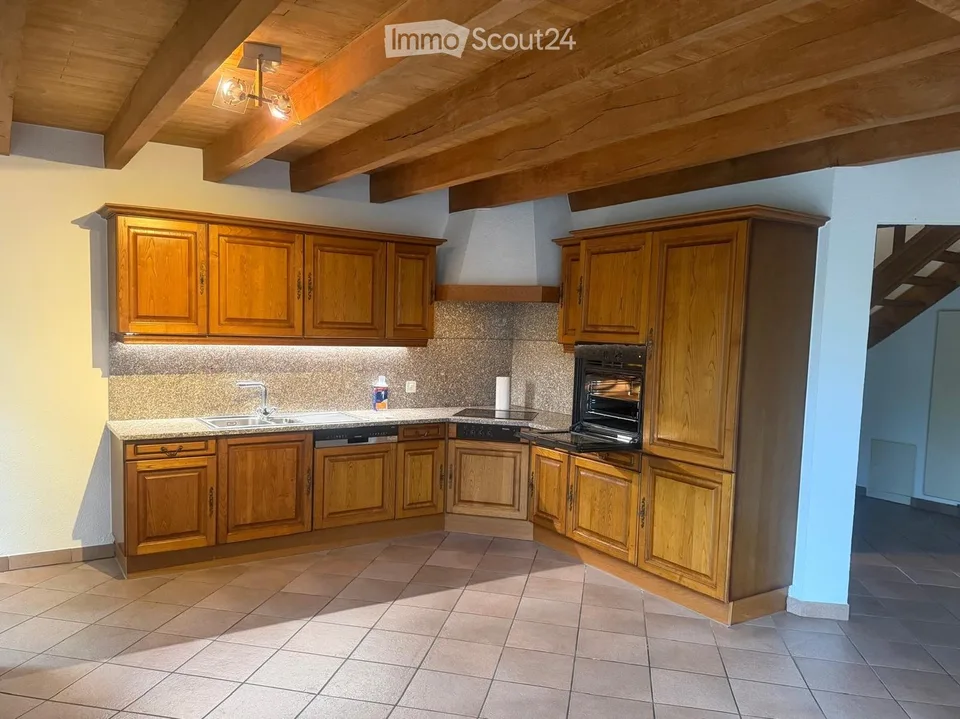 Charmanter Duplex mit Charakter 5,5 Zimmer 130 m² + Garten