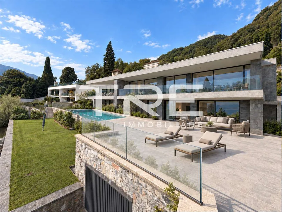 Neue Villa MIT SEEFRONT und ZWEI privaten Darsenen – Foto 2 von 13