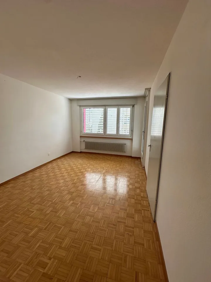 Appartement lumineux 2.5 pièces avec balcon à Fislisbach – disponible immédiatement !