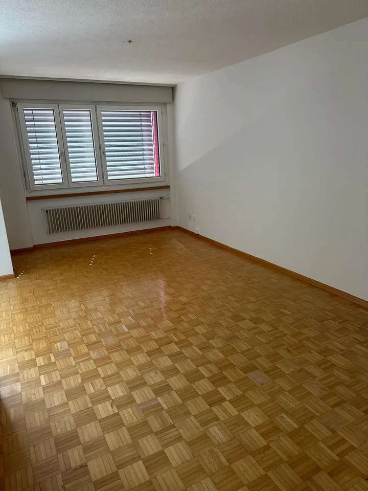 Appartement lumineux 2.5 pièces avec balcon à Fislisbach – disponible immédiatement !
