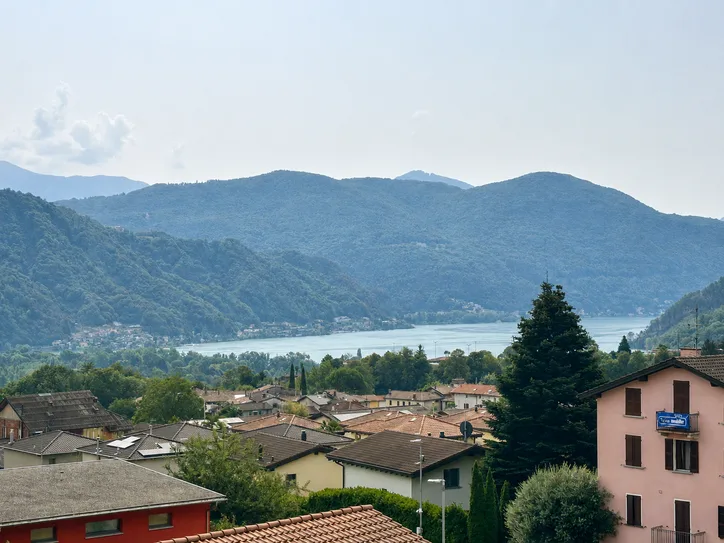 NEUES UND GERAUMIGES APARTMENT MIT PRIVATEM LIFT UND SEEBLICK – Foto 11 von 13
