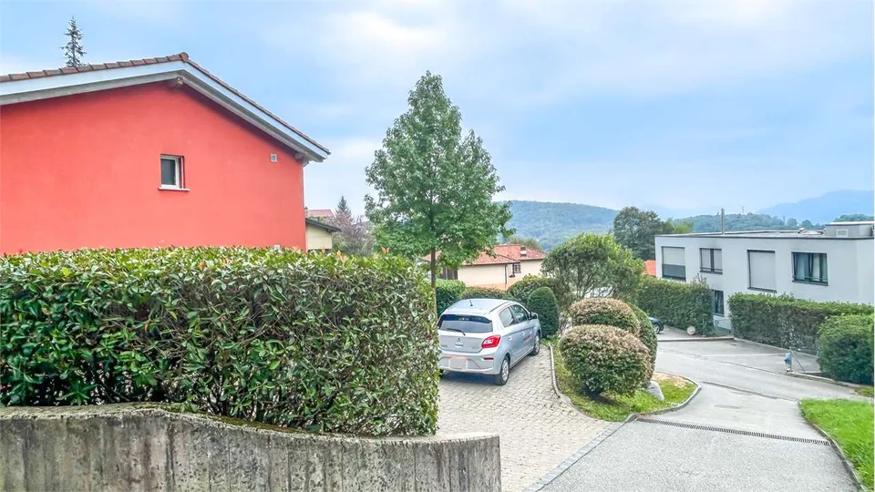 2,5 LOCALI CON GIARDINO