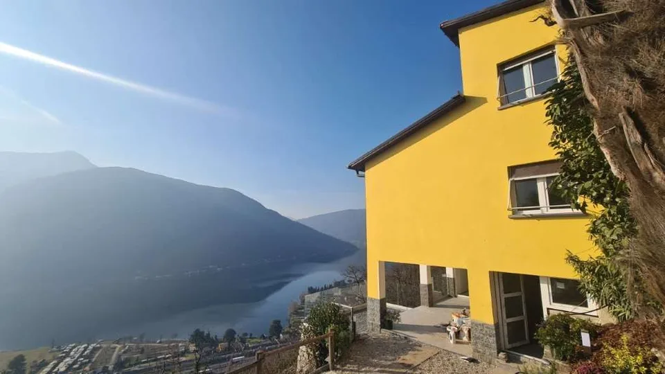 ROVIO: CASA SINGOLA 6.5 LOC. VISTA LAGO
