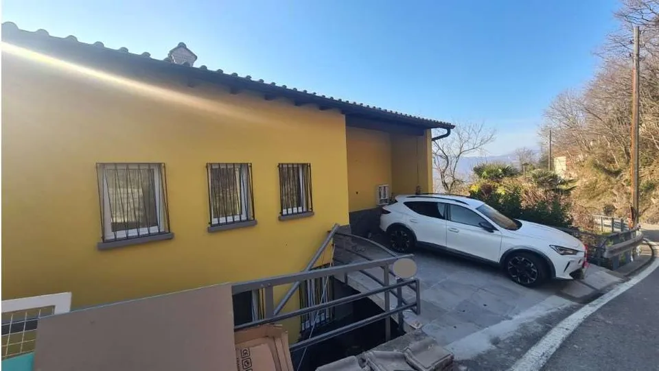 ROVIO: CASA SINGOLA 6.5 LOC. VISTA LAGO