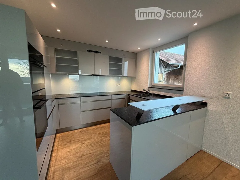 Modern 5.5 room apartment in owner-occupier standard