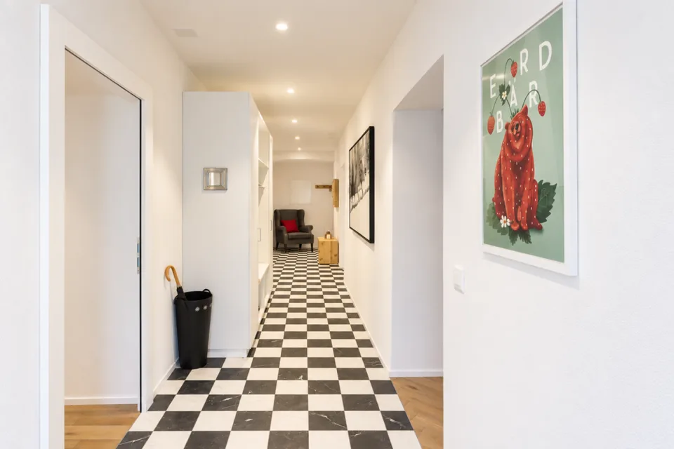 3.5 Zimmerwohnung mit extravagantem Innenausbau – Foto 8 von 13