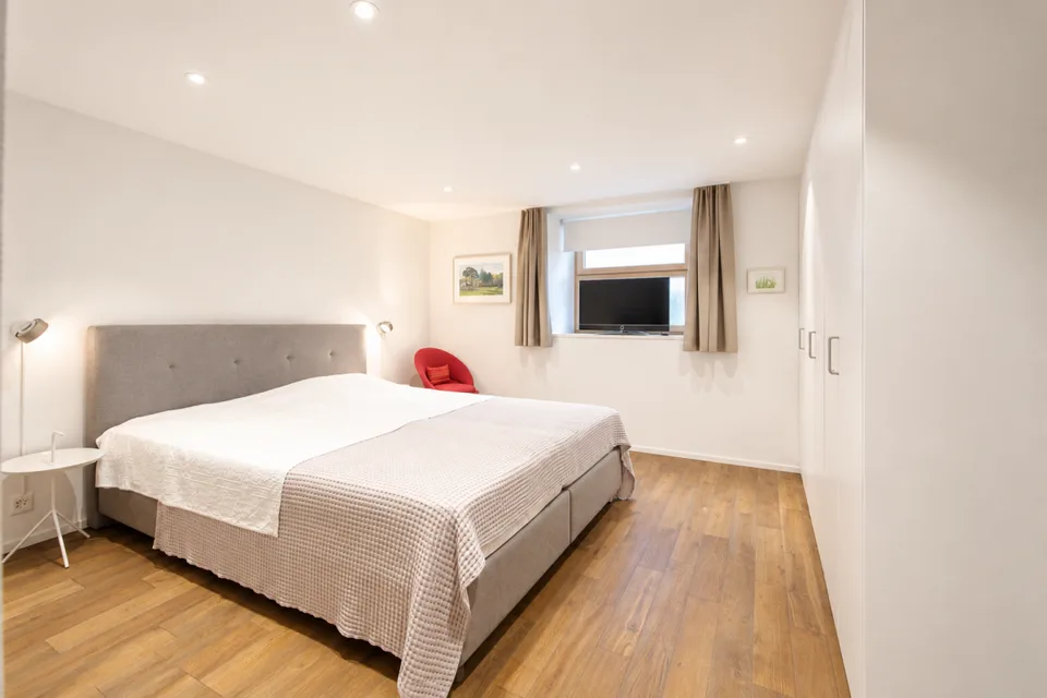 3.5 Zimmerwohnung mit extravagantem Innenausbau – Foto 6 von 13