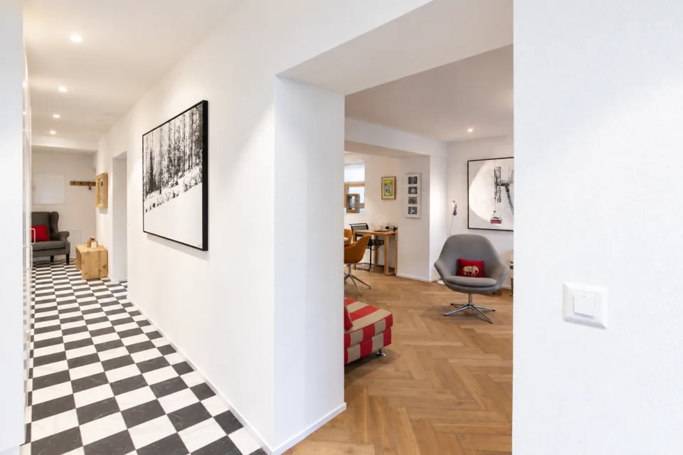 3.5 Zimmerwohnung mit extravagantem Innenausbau – Foto 9 von 13