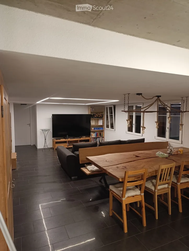 Charming 4.5-room apartment in a green setting