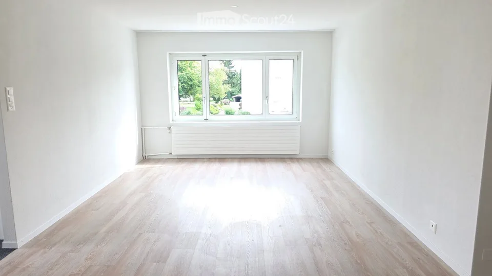 Bright 4.5-room apartment with terrace in Wil SG – available immediately!