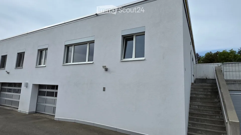 Bright 4.5-room apartment with terrace in Wil SG – available immediately!