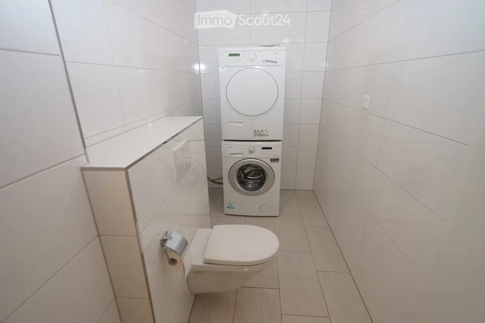 Bright 4.5-room apartment with terrace in Wil SG – available immediately!