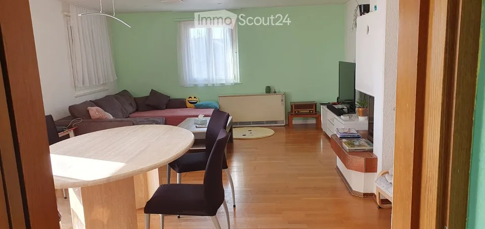 Geräumige 7-Zimmer-Dachgeschosswohnung an der Dorfstrasse in Wauwil