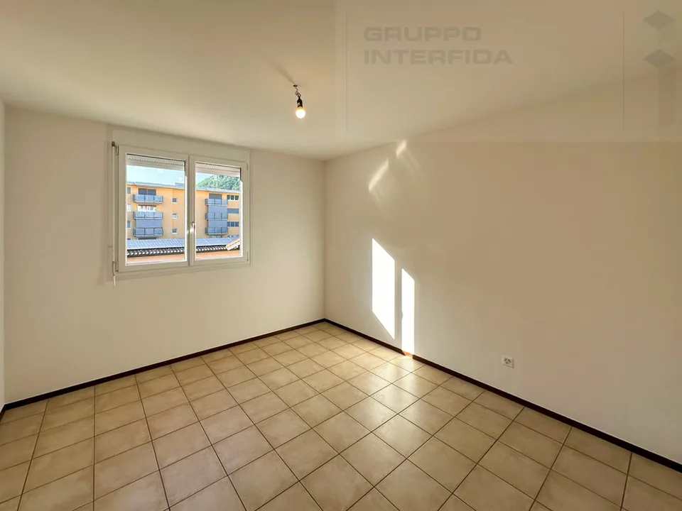 GROSSES APPARTMENT MIT BALKON – Foto 6 von 12