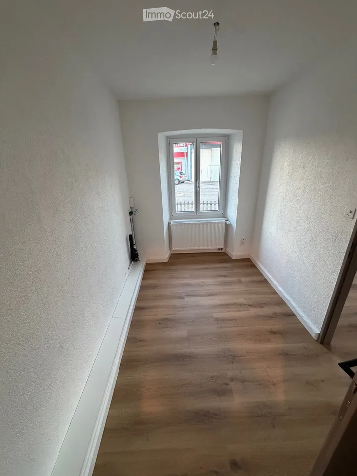 Beautifully fully renovated studio