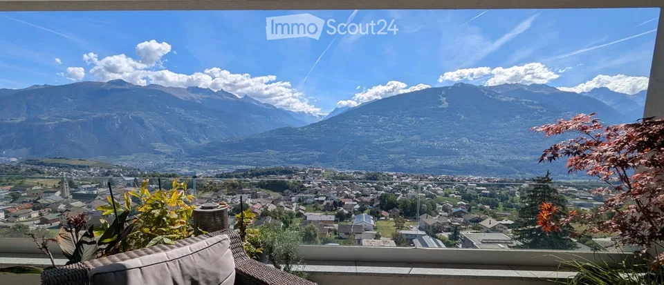 Superbe 2.5 pièces en attique avec vue panoramique à Savièse