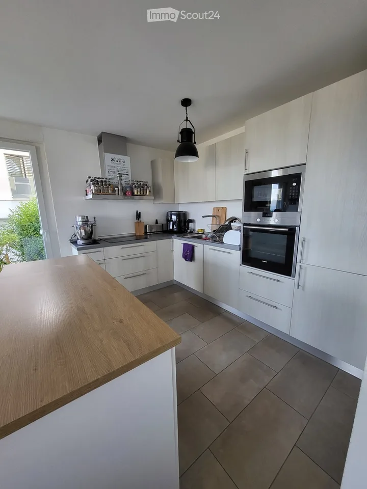 Lumineux 3,5 pièces de 80 m² avec grand balcon et jardin