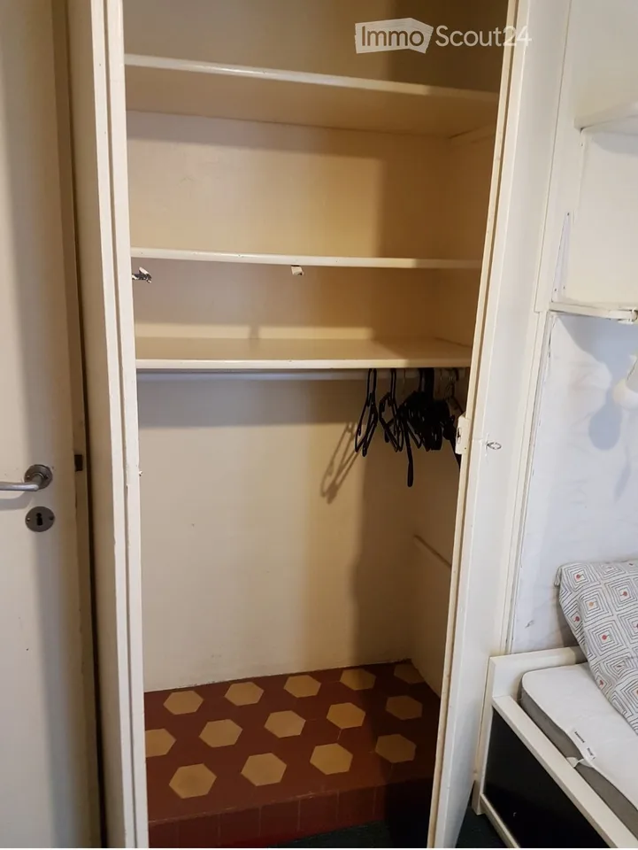 Mini studio