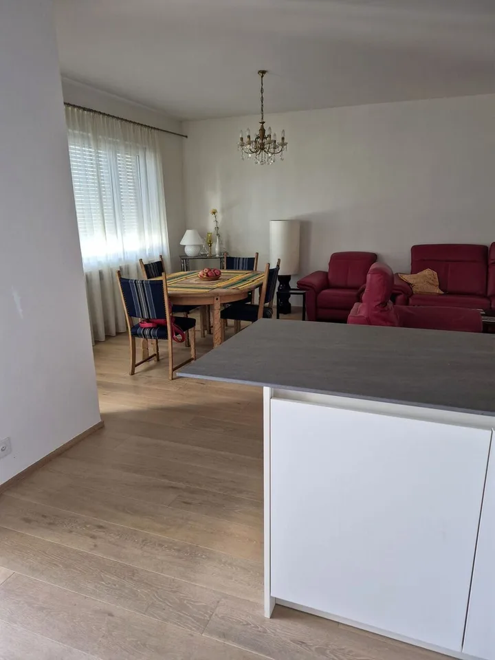 MURALTO - Appartamento con vista lago, piscina e residenza secondaria – Foto 12 von 13
