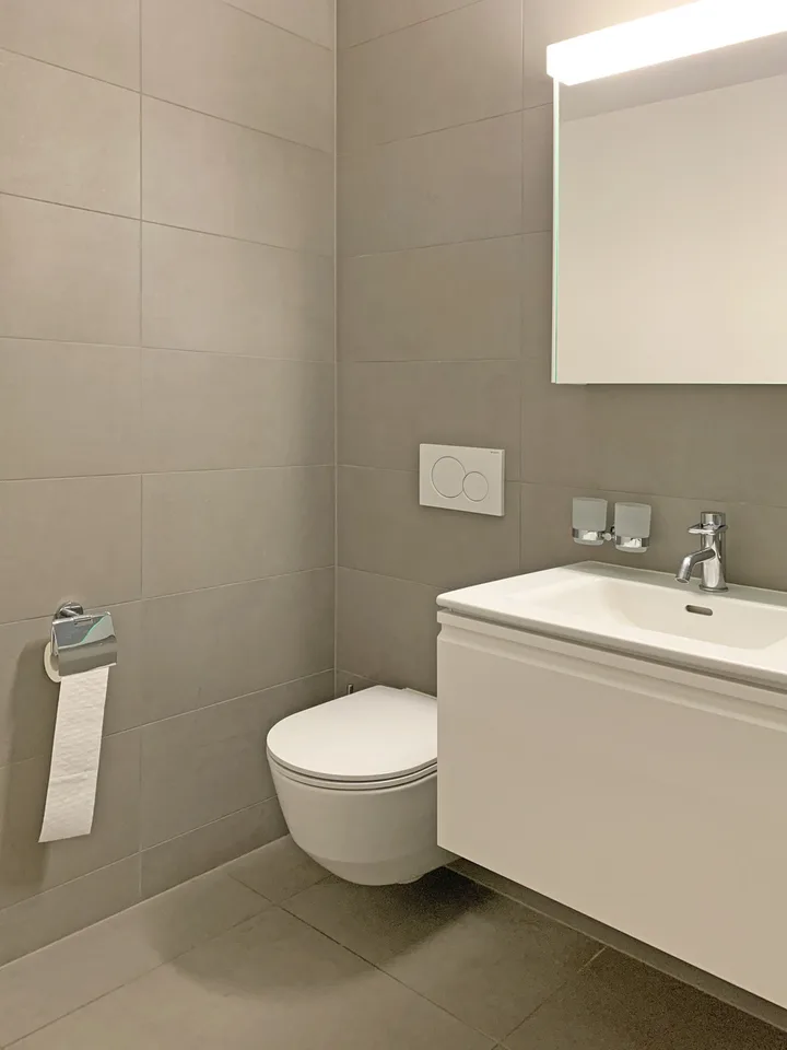 BELLINZONA, Affittasi 2½ locali moderno e centrale