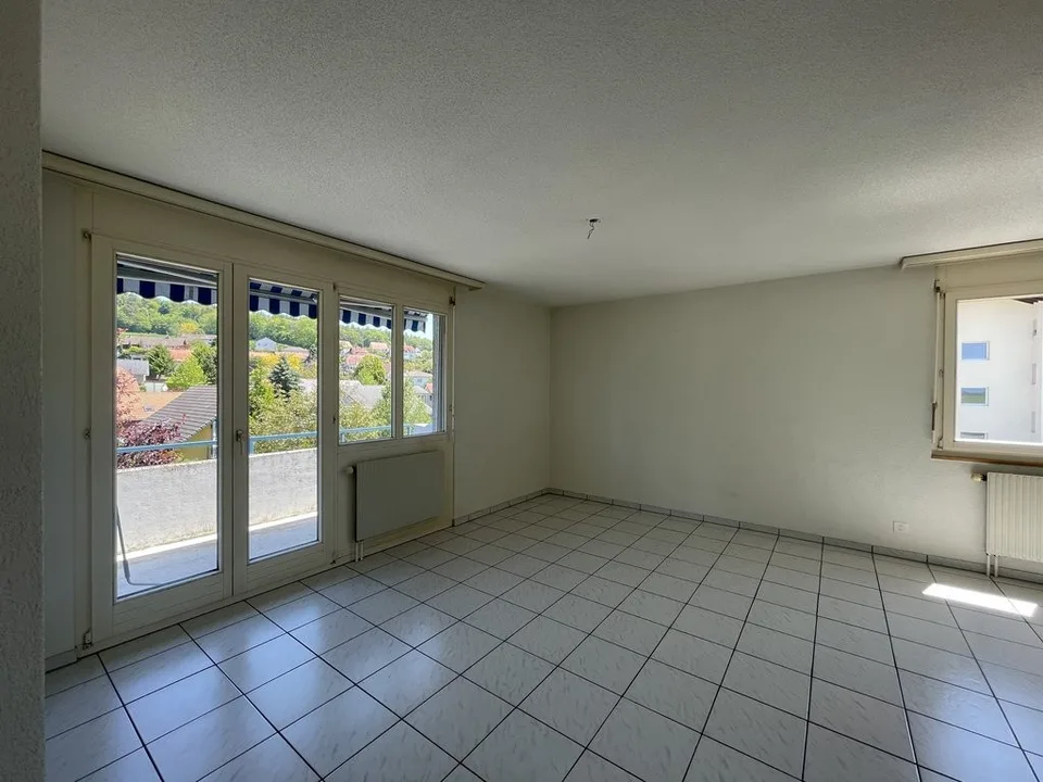 CORDAST (DE) - 1,5 Zimmer im 1. Stock