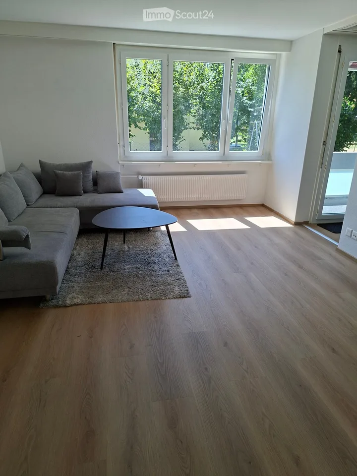 Bright 3.5-room apartment with balcony in Zuchwil – available immediately!