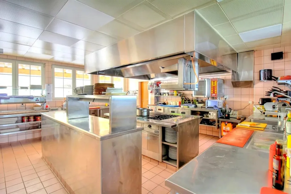 Ristorante con alloggio e grande potenziale a Vex – foto 8 di 13