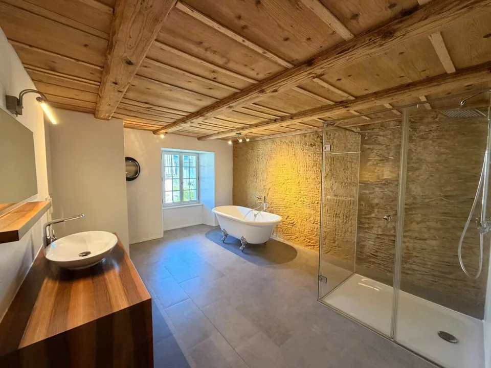 Appartamento moderno 4 1/2 locali in affitto