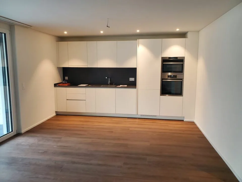 Moderne 2.5-Zimmer-Gartenwohnung im Erdgeschoss zu vermieten