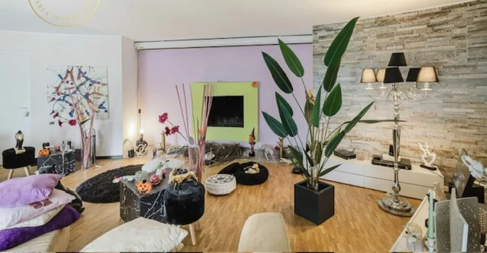 Villa esclusiva e moderna con vista mozzafiato e arredamento di alta qualità – foto 11 di 19