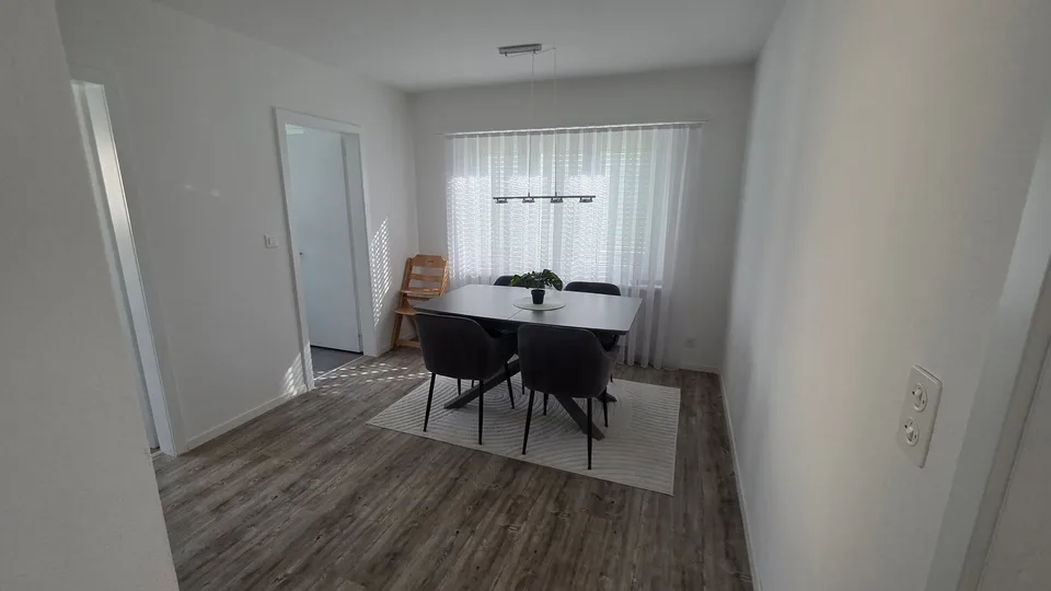 Appartement calme de 4 pièces avec balcon à Lengnau