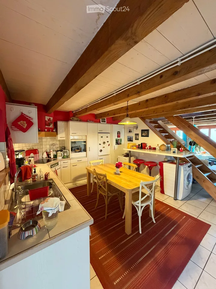 Autentica casa giurassiana con carattere e grande terreno e frutteto a Damvant – foto 7 di 30