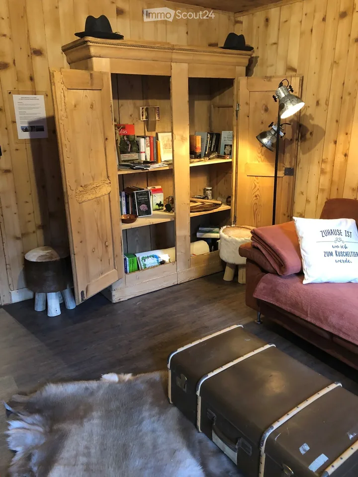 Chalet mit Charme möbliert zu vermieten - Bergflair & Natur pur aber Achtung.... :-)