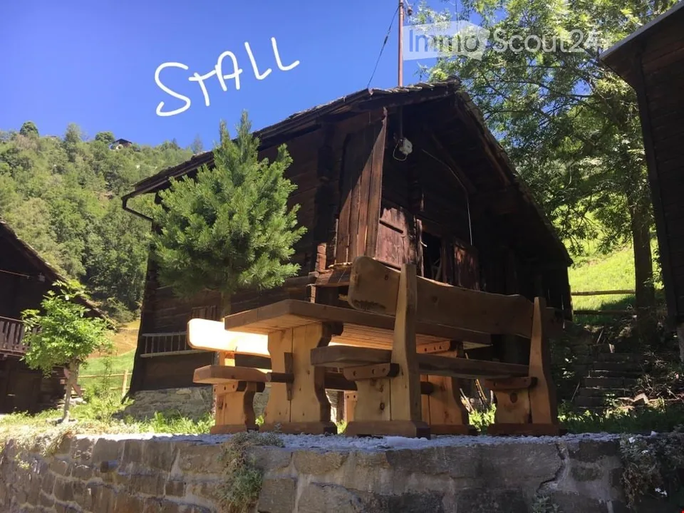 Chalet mit Charme möbliert zu vermieten - Bergflair & Natur pur aber Achtung.... :-)