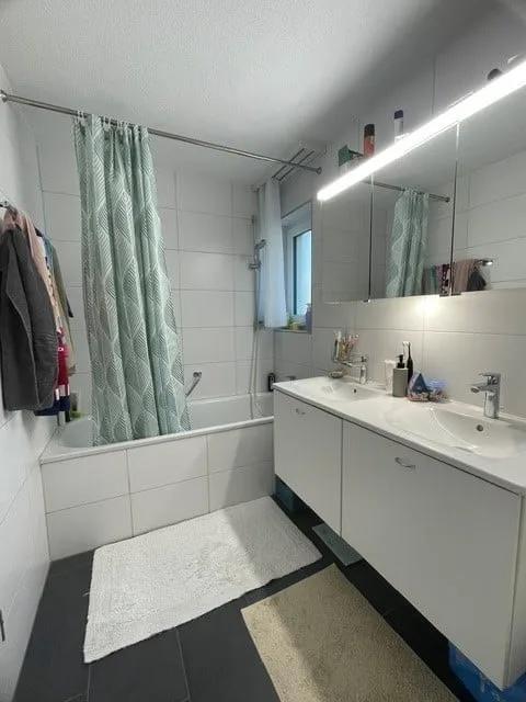 Charmante 4.5-Zimmer-Wohnung in Kiesen – rollstuhlgängig und familienfreundlich