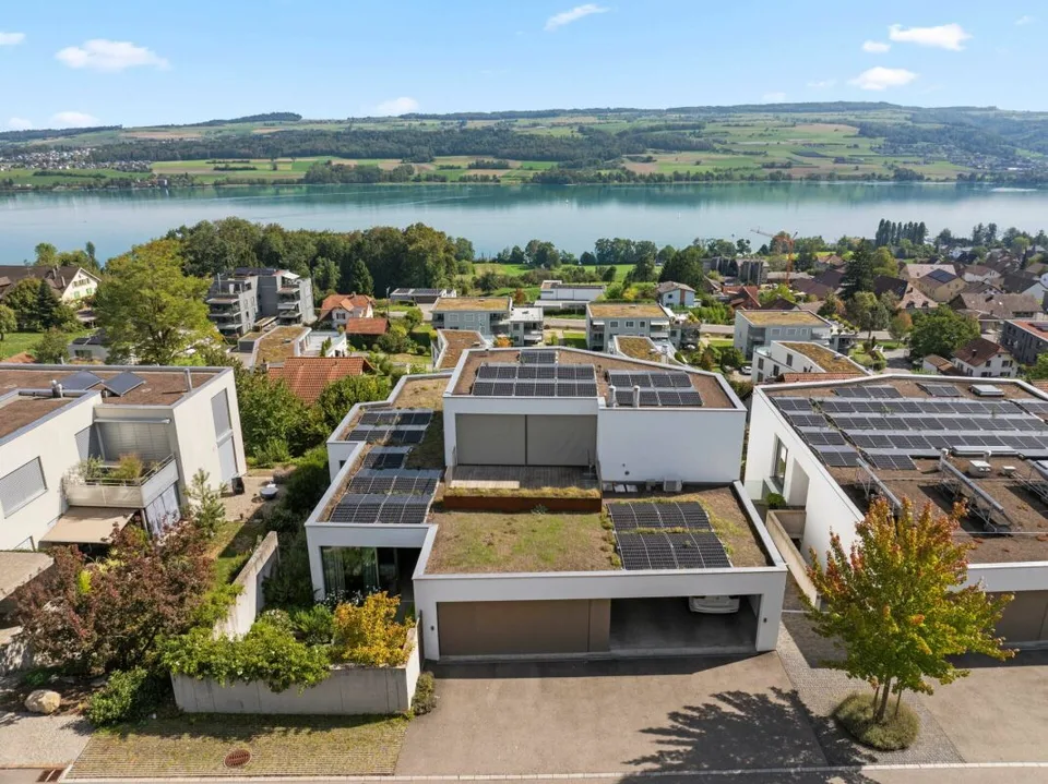 TERRASSENWOHNUNG MIT TRAUMHAFTER AUSSICHT – Foto 10 von 11